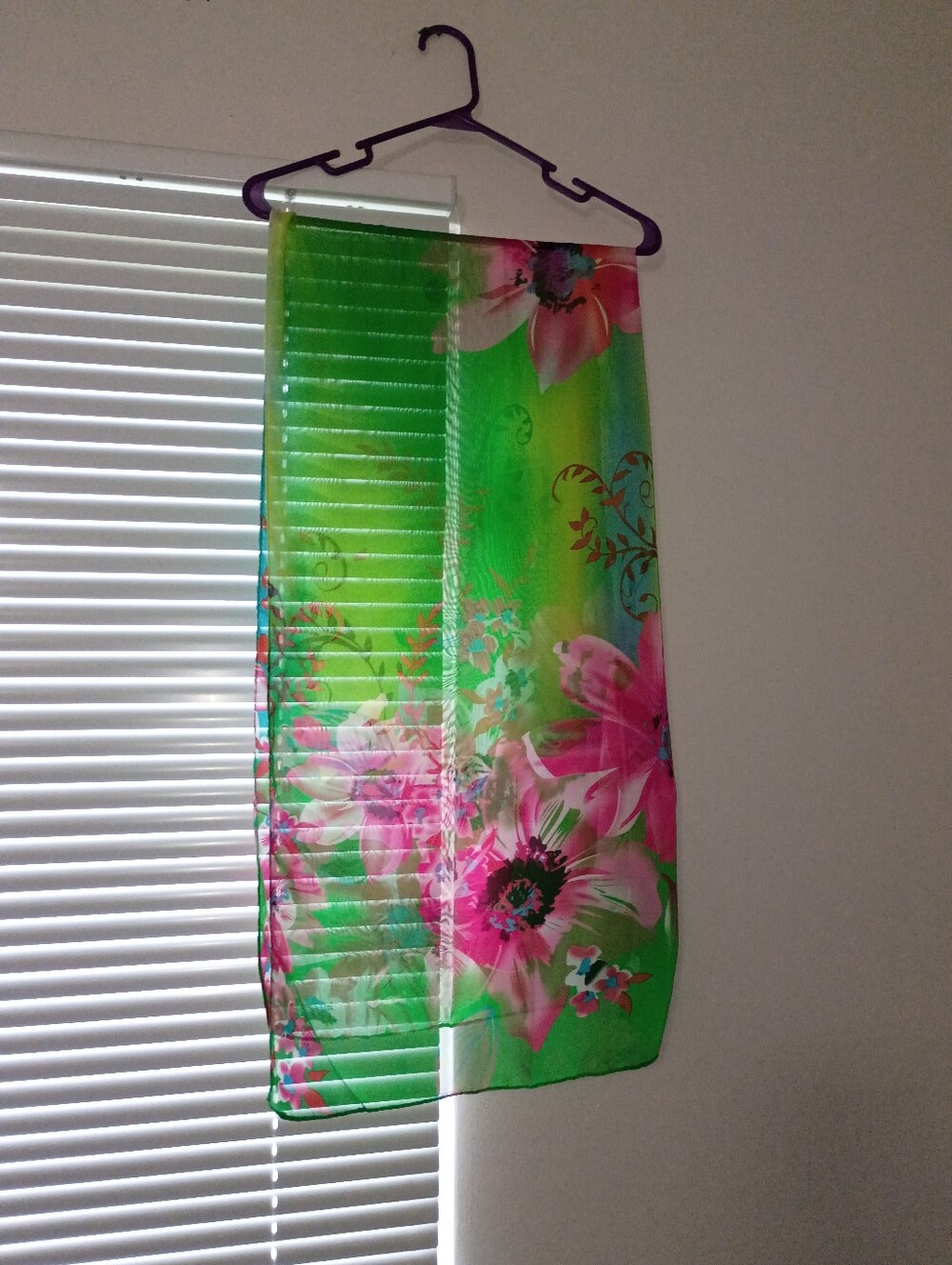 Bright Green Floral Home Accent Throw - Pink Flower Pattern